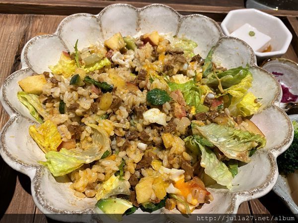 20200314_050800692_iOS (2)