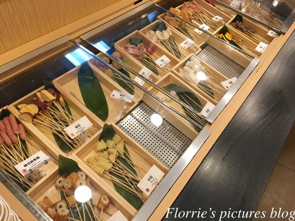 串家物語：南港區美食(CITYLINK南港店)~串家物語~台灣第一家日式串炸吃到飽，DIY炸不停也吃不停！