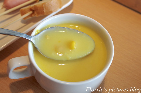 串家物語：南港區美食(CITYLINK南港店)~串家物語~台灣第一家日式串炸吃到飽，DIY炸不停也吃不停！