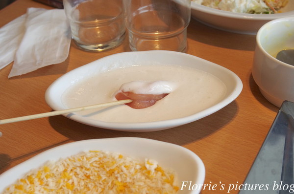 串家物語：南港區美食(CITYLINK南港店)~串家物語~台灣第一家日式串炸吃到飽，DIY炸不停也吃不停！