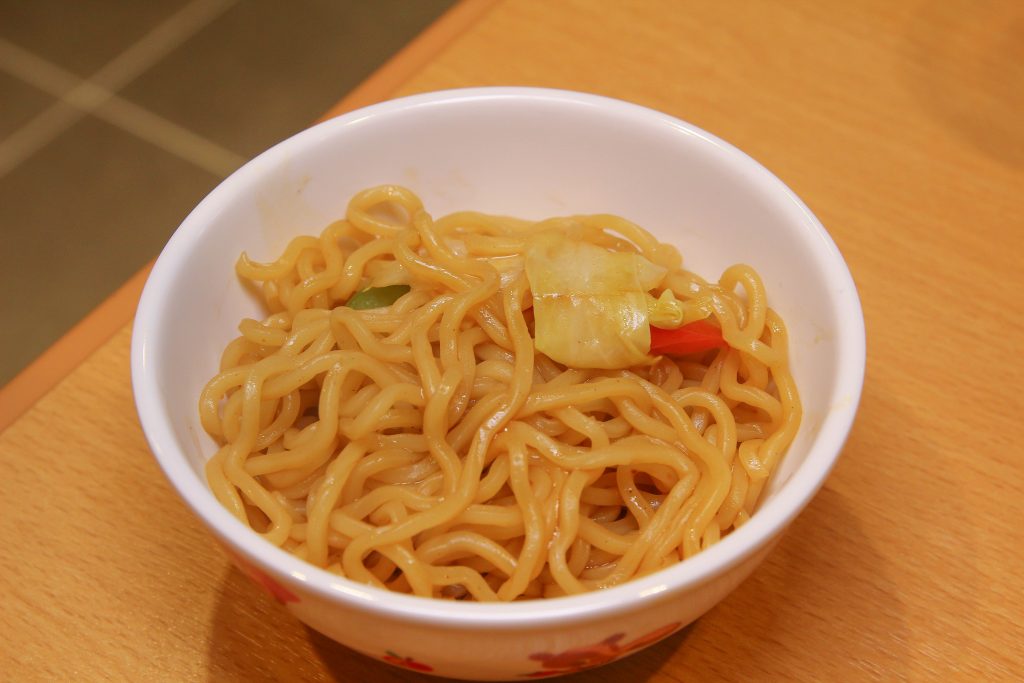 南港炸物吃到飽：日本串家物語進駐南港，30多種炸物無限供應~必吃炸蝦炸牛肉，日式熟食小菜草莓甜點(菜單.電話.訂位.網站.營業時間.價位.影片)