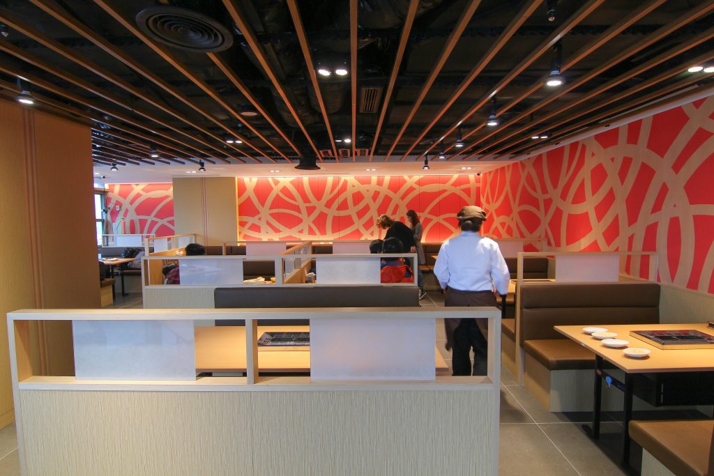 南港炸物吃到飽：日本串家物語進駐南港，30多種炸物無限供應~必吃炸蝦炸牛肉，日式熟食小菜草莓甜點(菜單.電話.訂位.網站.營業時間.價位.影片)