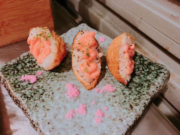 捷運善導寺站✿合掌村✿華山市場的排隊頂級日式料理! 推薦頂級12貫~ 超華麗擺盤配上厲害食材! 無敵!!