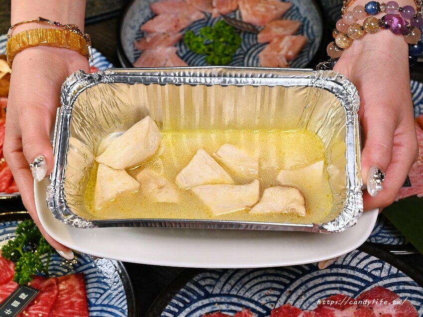 台中市南屯區肉肉燒肉｜台中寵物友善燒肉餐廳，除了美味燒肉，還有特色寵物餐點