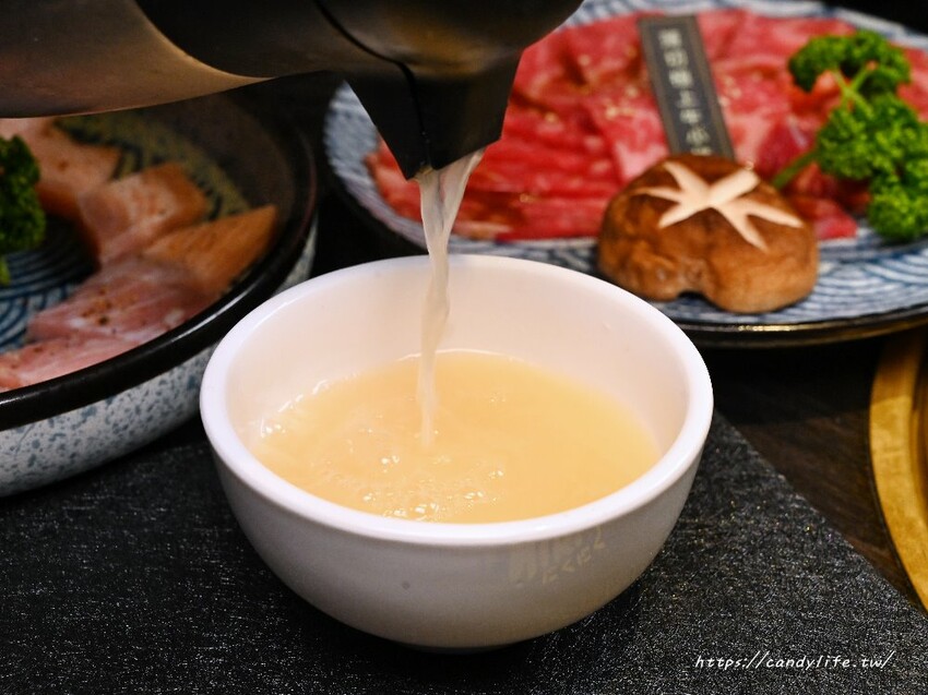 台中市南屯區肉肉燒肉｜台中寵物友善燒肉餐廳，除了美味燒肉，還有特色寵物餐點