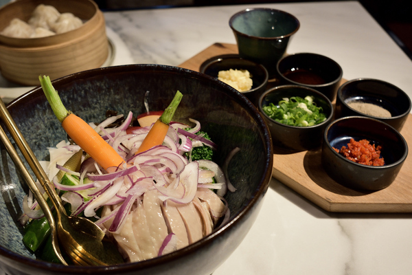 O' IN Tea House(草悟道門市)：公益路美食／愛評體驗券．超殺記憶卡唯美南洋風餐館──O' IN Tea House/草悟道門市