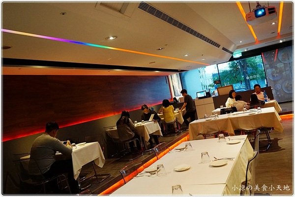 垚湌廳Yao’ Restaurant：台中南屯』垚湌廳Yao' Restaurant║在地食材入義式料理，創意新品味，放慢腳步享受慢活的義式餐廳