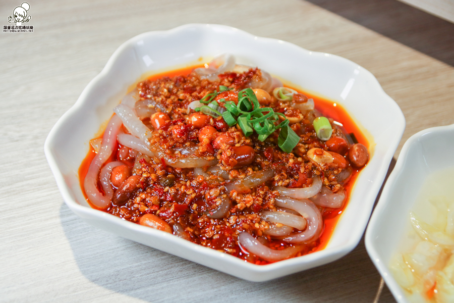 食鍋 麻辣火鍋 鍋物 火鍋 北高雄火鍋 鴛鴦鍋 高雄美食 高雄必吃 霸氣肉盤 肉多