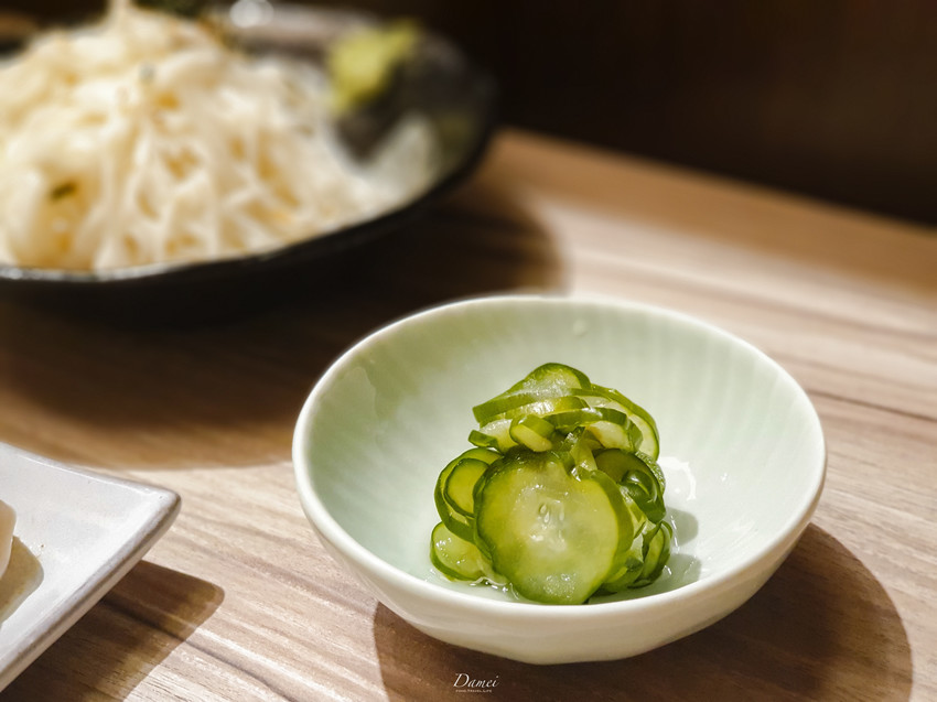 source: imgur.com 台南東區|胡攪蝦餃凱旋店-日系餃子配沾麵才是王道