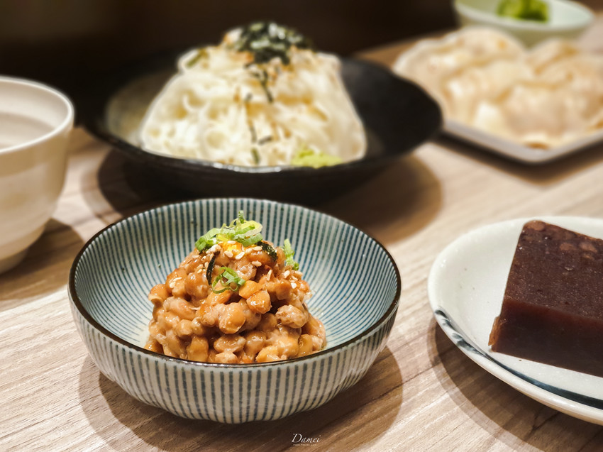 source: imgur.com 台南東區|胡攪蝦餃凱旋店-日系餃子配沾麵才是王道