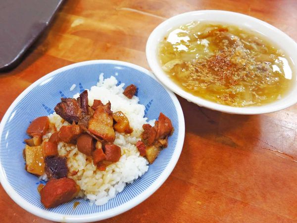 【高雄美食】橋仔頭黃家肉燥飯-老街上1甲子的老店