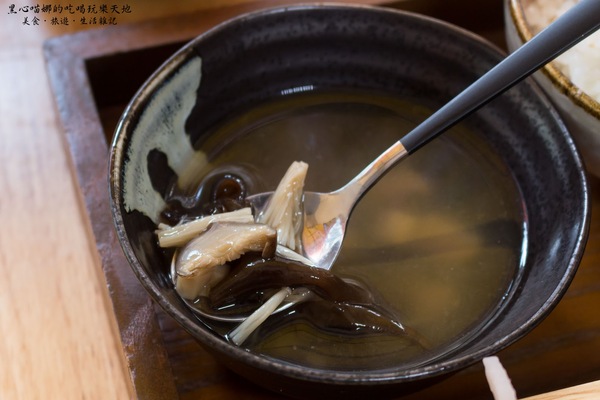 Hello無菜單日式創意料理：高雄鼓山︱Hello無菜單日式創意料理　變化多端、驚喜無限的平價無菜單日式料理，情人節也可以溫馨簡單過！