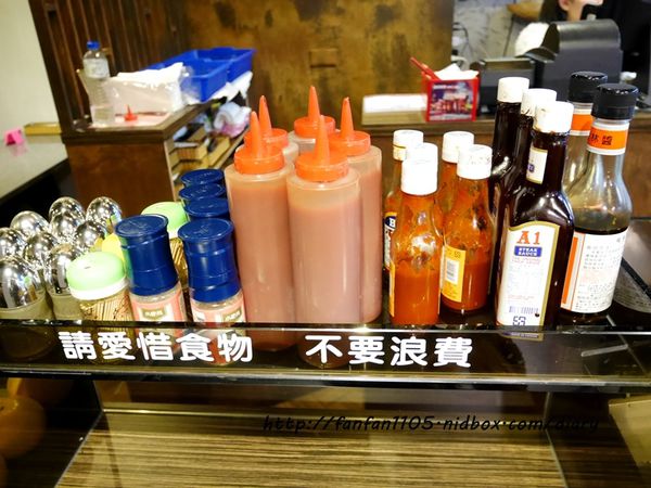 【永和牛排】鮮牛排 平價超值 附沙拉吧吐司濃湯咖啡飲料冰沙冰淇淋 (9).JPG