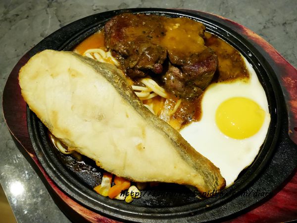 【永和牛排】鮮牛排 平價超值 附沙拉吧吐司濃湯咖啡飲料冰沙冰淇淋 (21).JPG