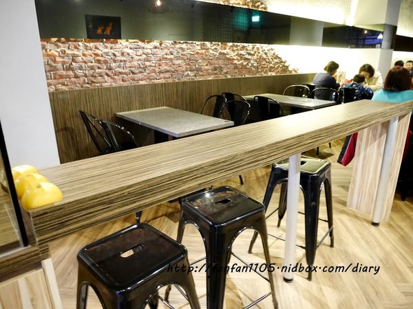 【永和牛排】鮮牛排 平價超值 附沙拉吧吐司濃湯咖啡飲料冰沙冰淇淋 (8).JPG