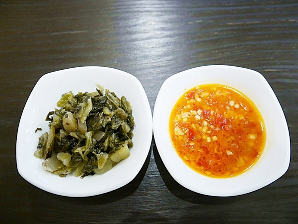 條條有理：條條有理-台中大墩路巷弄內推薦麵食  環境舒適到像吃早午餐  餐點都夠水準  午餐、晚餐都想拜訪