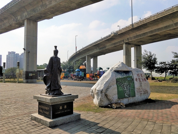 彰化市景觀公園：【彰化市景點】彰化市景觀公園~休閒步道及兒童遊樂設施，親子同樂綠化的大公園