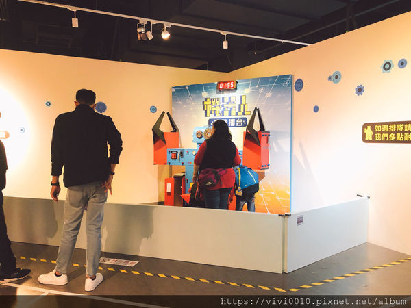 圓圓家出去玩-《新北汐止》密室逃脫、環遊世界建築之美,遠雄汐科園區好好玩《免費景點》