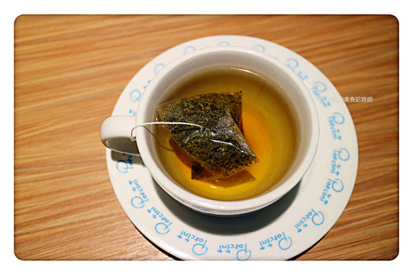 【台北美食】知多家豬排甜點專賣店 ~ 豬排老店味道不變/咖哩起司豬排肉好嫩❤️中山站/豬排甜點- 捷運中山站