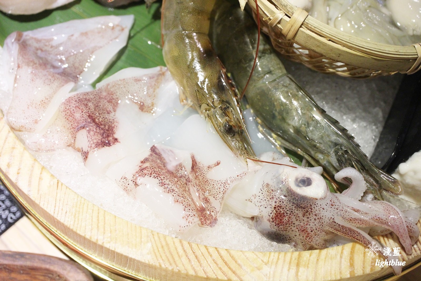 [ 中山站美食 ] 淺藍 × 食鍋憶精緻鍋物～新開幕火鍋，開鍋送鮑魚，打卡送牛小排，還有卡比索冰淇淋吃到飽