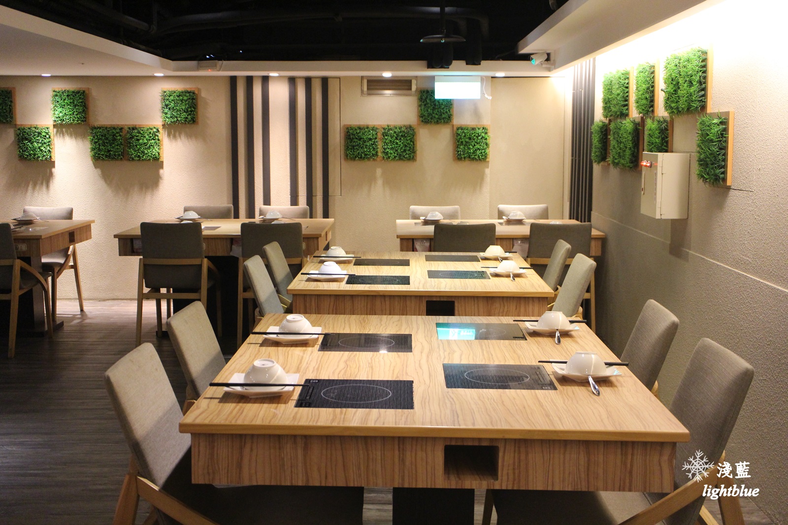 [ 中山站美食 ] 淺藍 × 食鍋憶精緻鍋物～新開幕火鍋，開鍋送鮑魚，打卡送牛小排，還有卡比索冰淇淋吃到飽