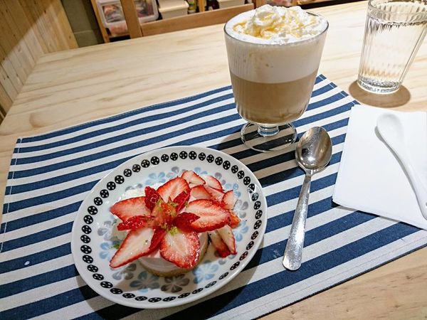 26908003_1753954601302888_197864172141479264_n