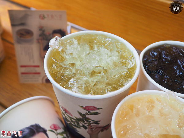 茶品心坊：茶品心坊，復古旗袍仕女杯配古早味紅茶，懷舊文青味~