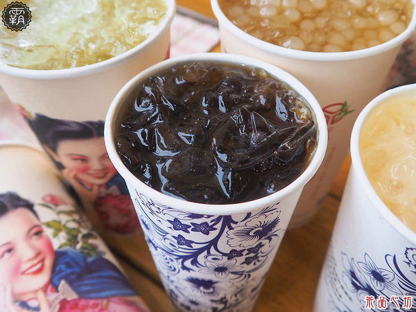 茶品心坊：茶品心坊，復古旗袍仕女杯配古早味紅茶，懷舊文青味~