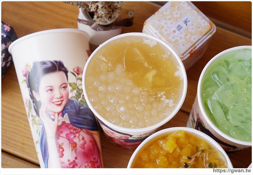 茶品心坊古典仕女杯 | 巨無霸紅茶只要25元，還有隱藏版熊貓豆奶這樣點！！