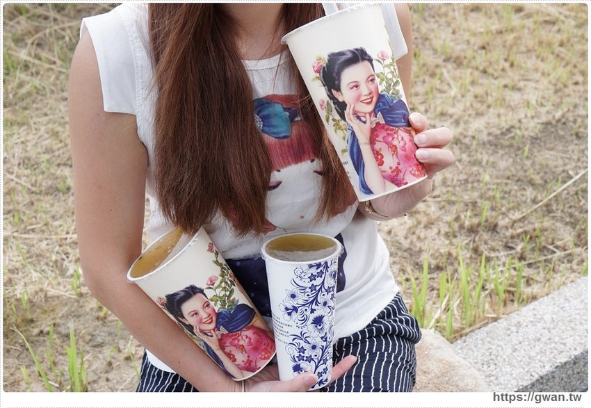 茶品心坊古典仕女杯 | 巨無霸紅茶只要25元，還有隱藏版熊貓豆奶這樣點！！