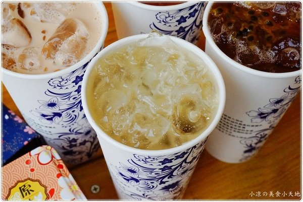 茶品心坊：台中太平』茶品心坊║超夯人氣手搖飲專賣。IG人氣打卡，濃濃復古療癒杯