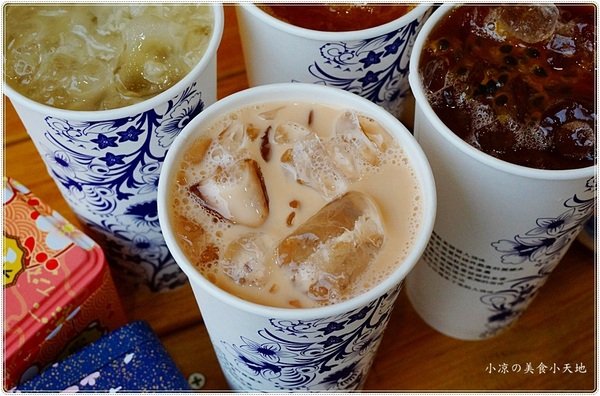 茶品心坊：台中太平』茶品心坊║超夯人氣手搖飲專賣。IG人氣打卡，濃濃復古療癒杯