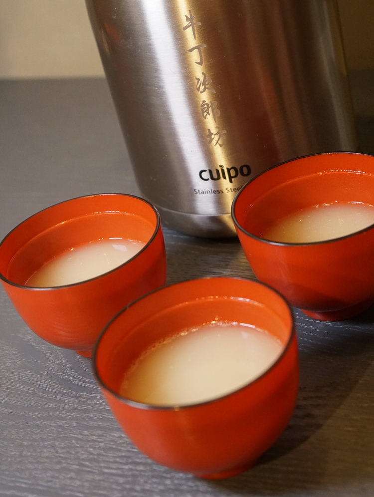 [高雄]牛丁次郎坊(高雄支店)-肉控必吃!深夜裡的和魂燒肉丼!食尚玩家推薦 - 美食好芃友