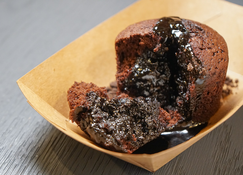 [高雄]牛丁次郎坊(高雄支店)-肉控必吃!深夜裡的和魂燒肉丼!食尚玩家推薦 - 美食好芃友