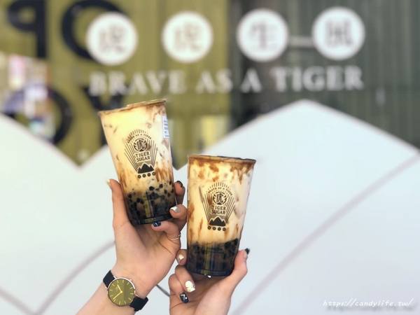 Tigersugar老虎堂(逢甲店):台中美食│Tigersugar老虎堂 逢甲店〃IG紅翻天的老虎堂在逢甲開分店啦!!還有逢甲店限定口味,混珠黑糖鮮奶新上市!!