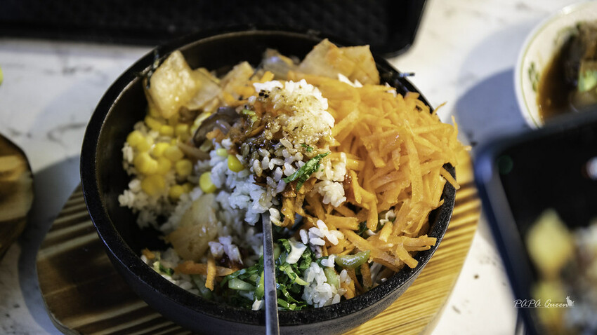 彰化素食｜ 清心緣食坊（菩堤168）單點主餐：石鍋拌飯、鐵板麵、焗烤、火鍋，就享內用免費無限暢飲冷飲、熱