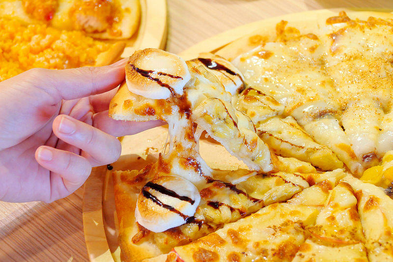 喬e歐爸爸手工披薩吃到飽:炸雞烤雞 義大利麵 飲料冰淇淋無限吃到飽!每人309元起30種手工披薩無限吃