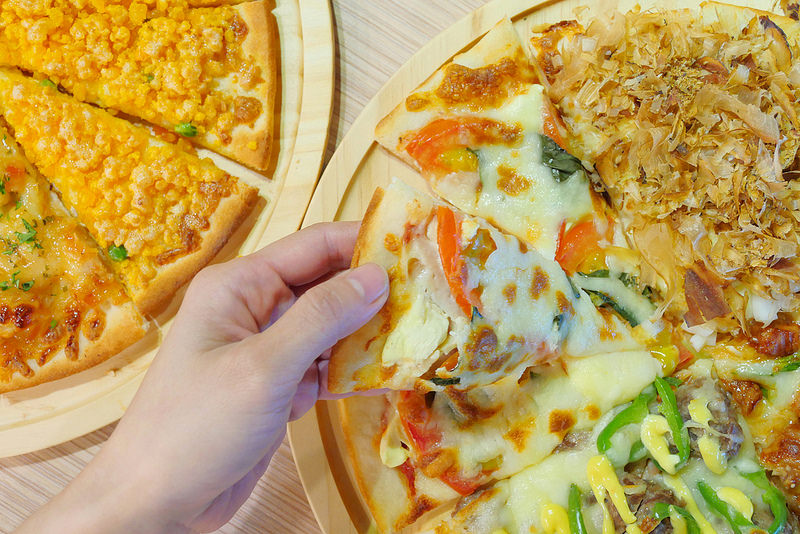 喬e歐爸爸手工披薩吃到飽:炸雞烤雞 義大利麵 飲料冰淇淋無限吃到飽!每人309元起30種手工披薩無限吃