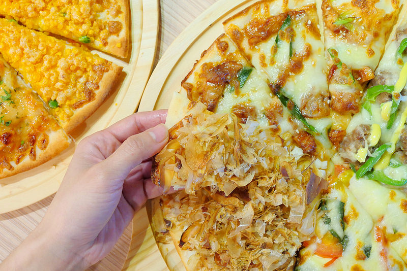 喬e歐爸爸手工披薩吃到飽:炸雞烤雞 義大利麵 飲料冰淇淋無限吃到飽!每人309元起30種手工披薩無限吃