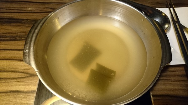 京澤苑日式鍋物:高雄~京澤苑日式鍋物~和風燒鍋X壽喜燒鍋~家樂福鼎山店美食區~ 京澤苑日式鍋物:高雄~京澤苑日式鍋物~和風燒鍋X壽喜燒鍋~家樂福鼎山店美食區~