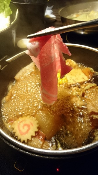 京澤苑日式鍋物:高雄~京澤苑日式鍋物~和風燒鍋X壽喜燒鍋~家樂福鼎山店美食區~ 京澤苑日式鍋物:高雄~京澤苑日式鍋物~和風燒鍋X壽喜燒鍋~家樂福鼎山店美食區~