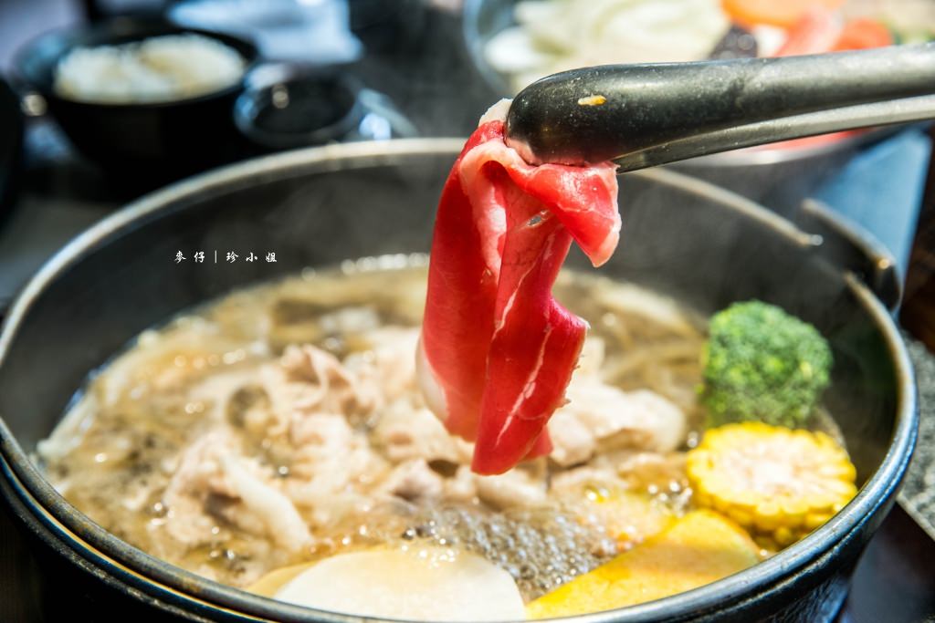 高檔食材佛心吃到飽～『五麦壽喜燒。鍋物』！東區人氣排隊吃到飽名店 - 麥仔の生活日記