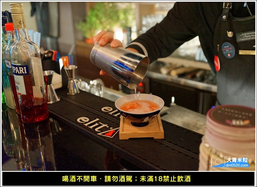 新莊輔大餐酒吧推薦,DNA串燒BAR,引進東區最夯Beer PONG台,精緻調酒,串燒熱食,電子飛鏢,聚餐派對推薦,輔大站美食, - 大胃米粒 DAVID & MILLY