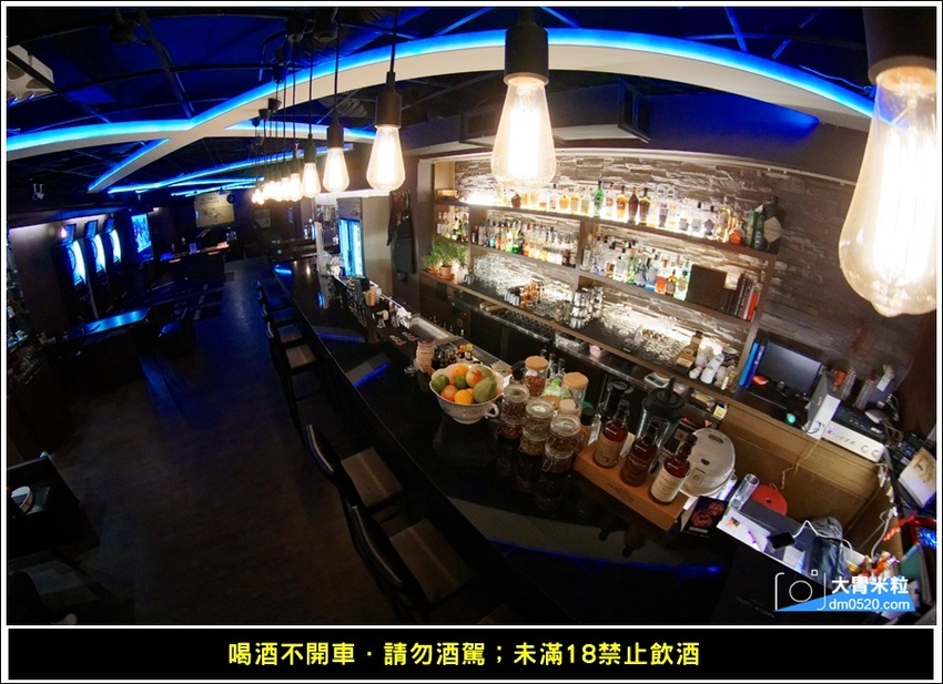 新莊輔大餐酒吧推薦,DNA串燒BAR,引進東區最夯Beer PONG台,精緻調酒,串燒熱食,電子飛鏢,聚餐派對推薦,輔大站美食, - 大胃米粒 DAVID & MILLY