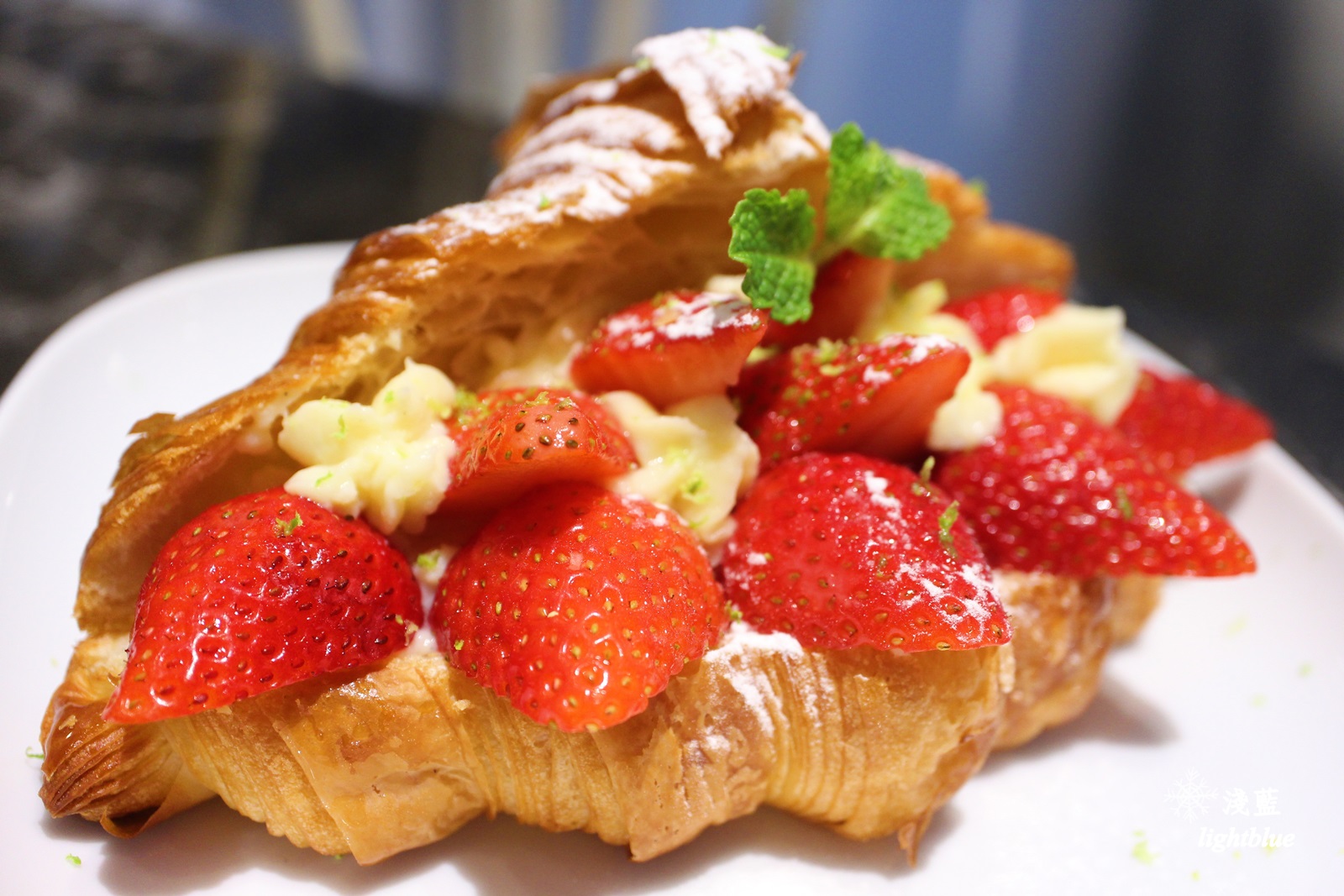 [ 大安站美食 ] 淺藍 × 法式修頌．可頌專賣店～滿滿草莓可頌、抹茶修頌