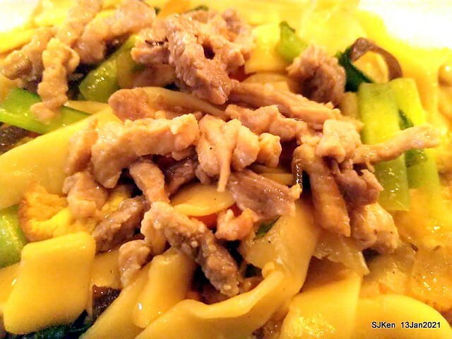 Chinese fried egg noodle「四海木須麵」, Taipei, Taiwan, SJKen, Jan 13, 2021.