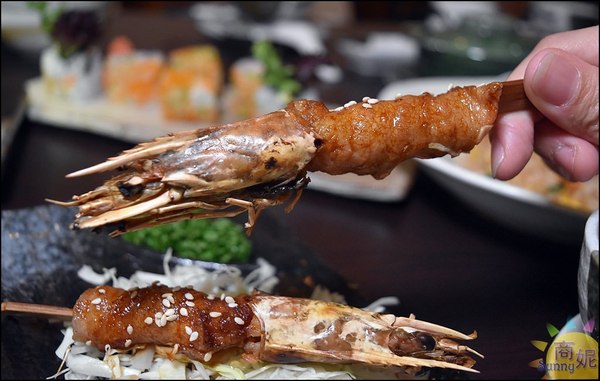 岦根川居酒屋：台中平價深夜食堂。岦根川居酒屋。環境棒餐點優還有漂亮景觀夜貓子最愛