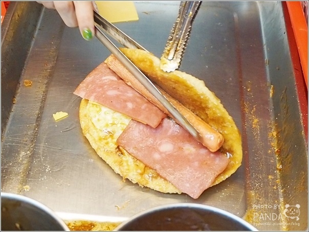 Boom炸蛋蔥油餅 (13).JPG