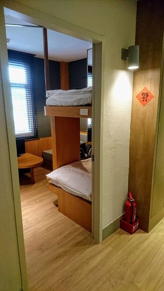 28166811_1792692757429072_505153618129015164_n