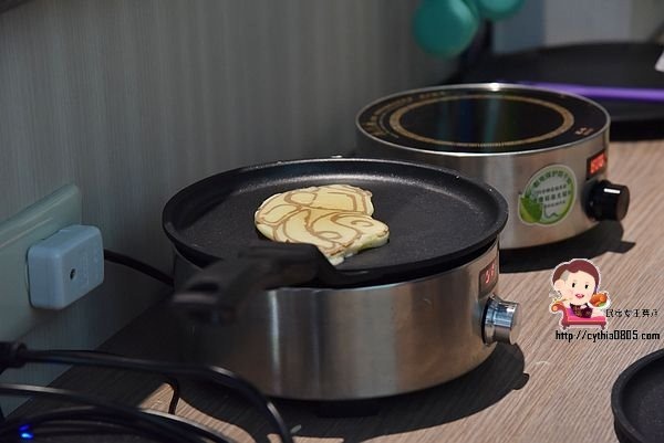 桃園中壢美食-班卡鬆餅 Pan.K.Plaza-旅行青蛙出現在鬆餅上，創意早午餐的另一種選擇 (邀約) @民宿女王芽月-美食.旅遊.全台趴趴走